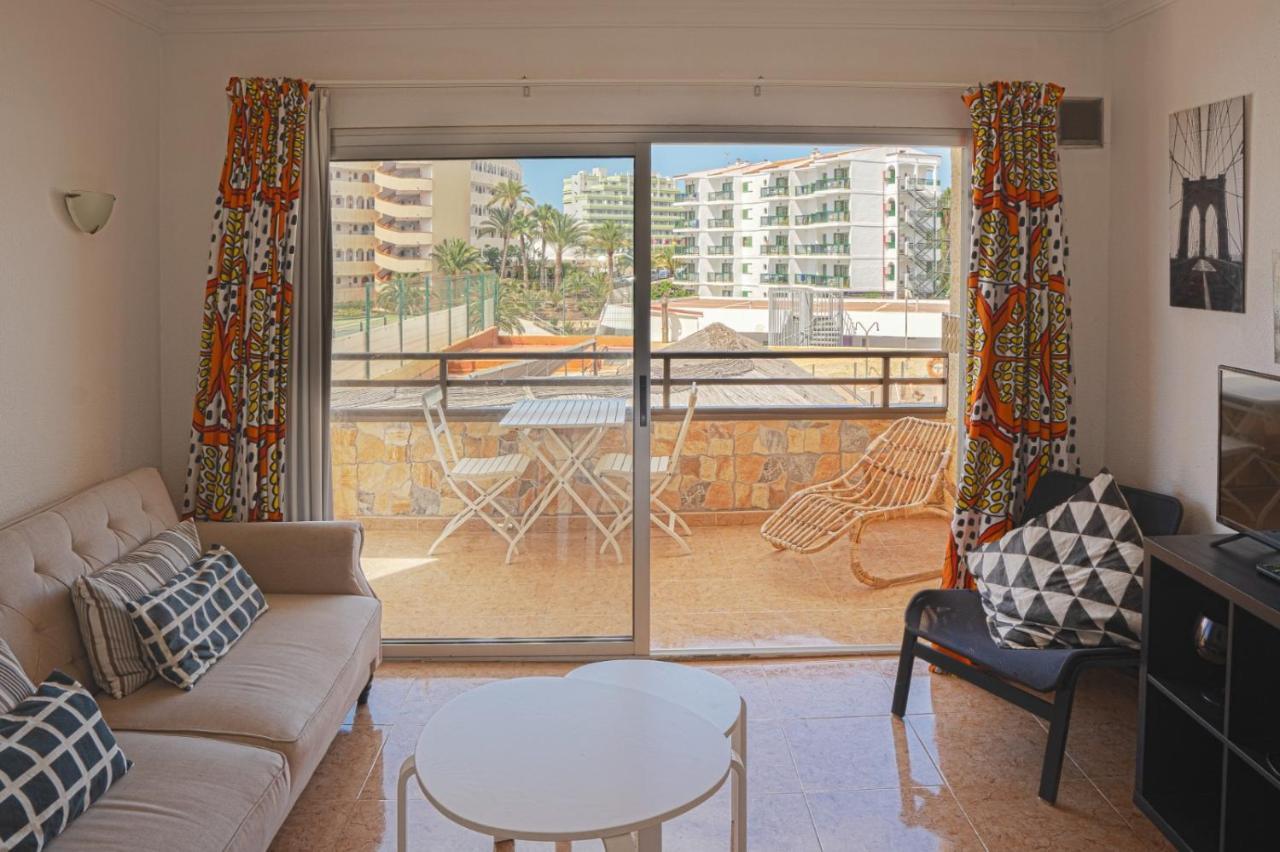 Pool View Accommodation In Playa Del Ingles Маспаломас Екстериор снимка