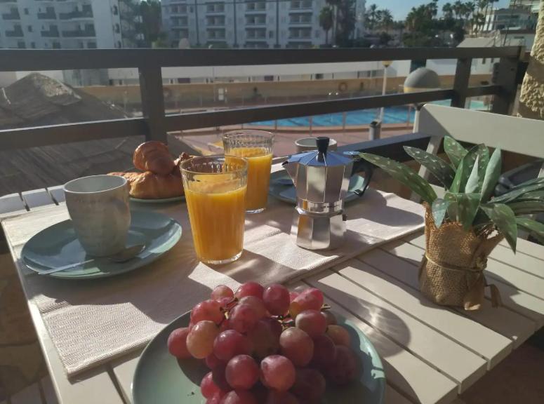 Pool View Accommodation In Playa Del Ingles Маспаломас Екстериор снимка
